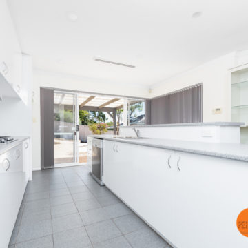 65 Kalinda Drive City Beach 11
